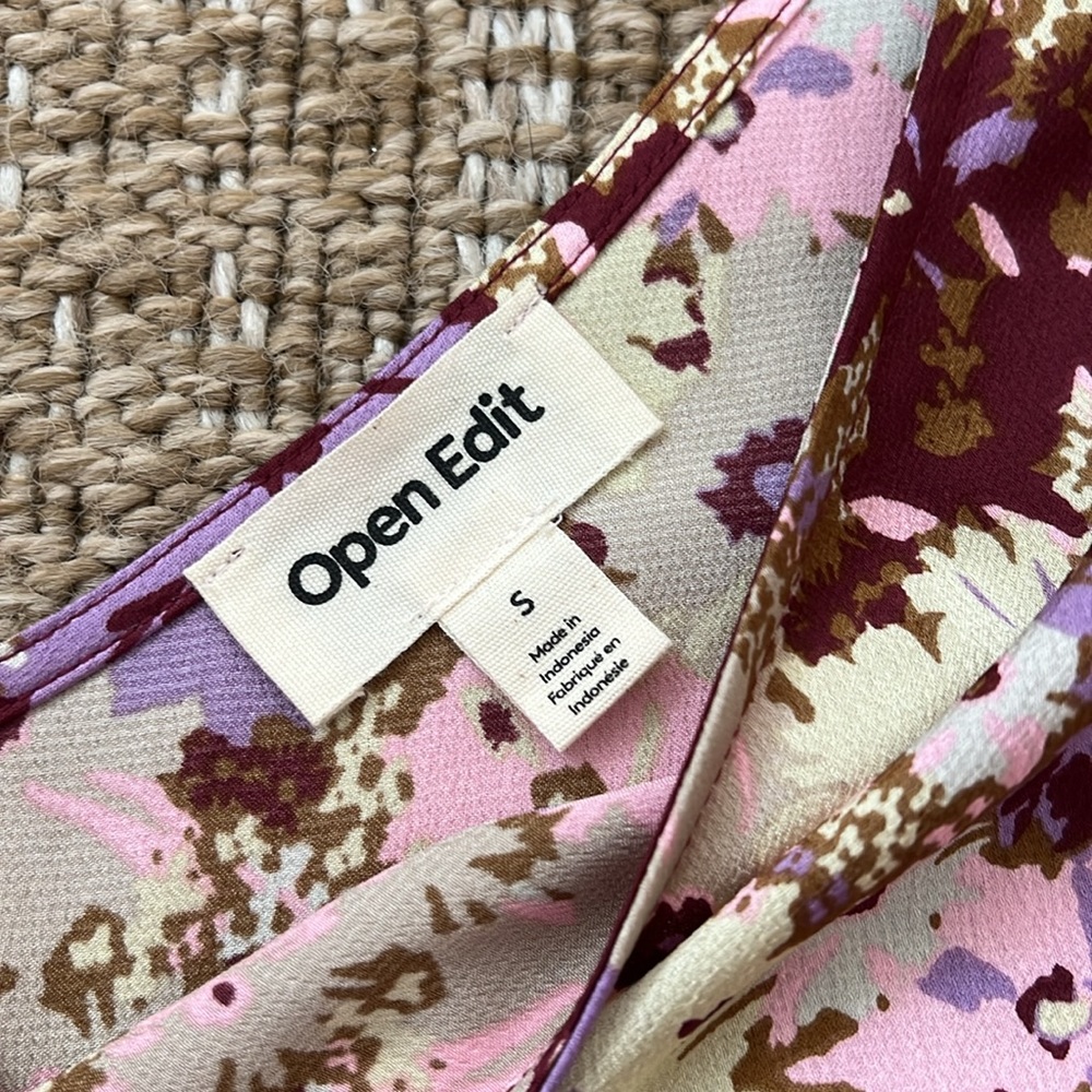 Open Edit Floral top - Picture 2 of 3